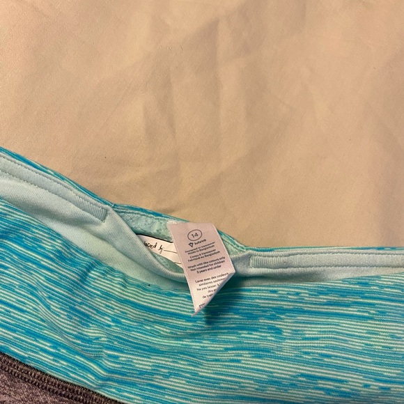 Ivviva girls size 14 Capri Leggings - Picture 2 of 3